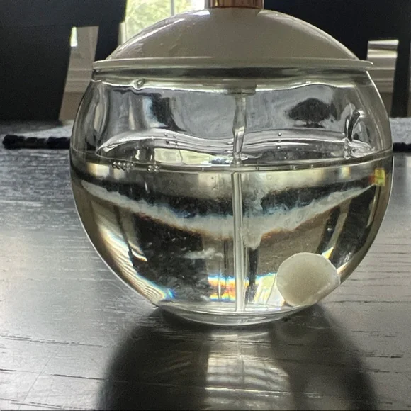 Elegant Gold and Clear Perfume Bottle - Picture 3 of 4